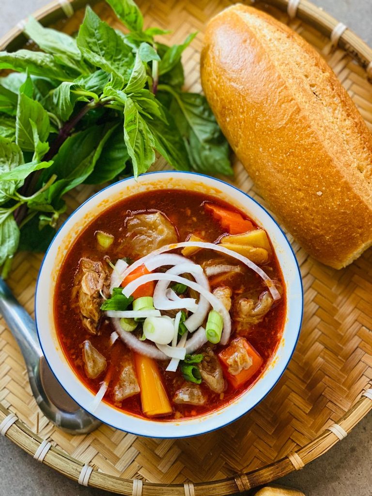 hủ tiếu bò kho